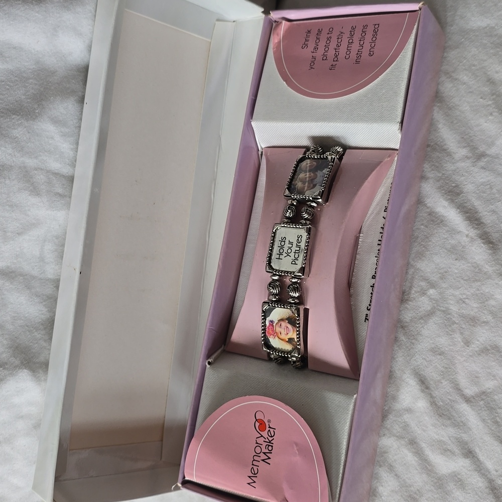 Memory Maker 6 Photo  7" stretch bracelet